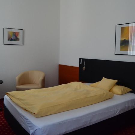 Hotel Schwert Rastatt Room photo