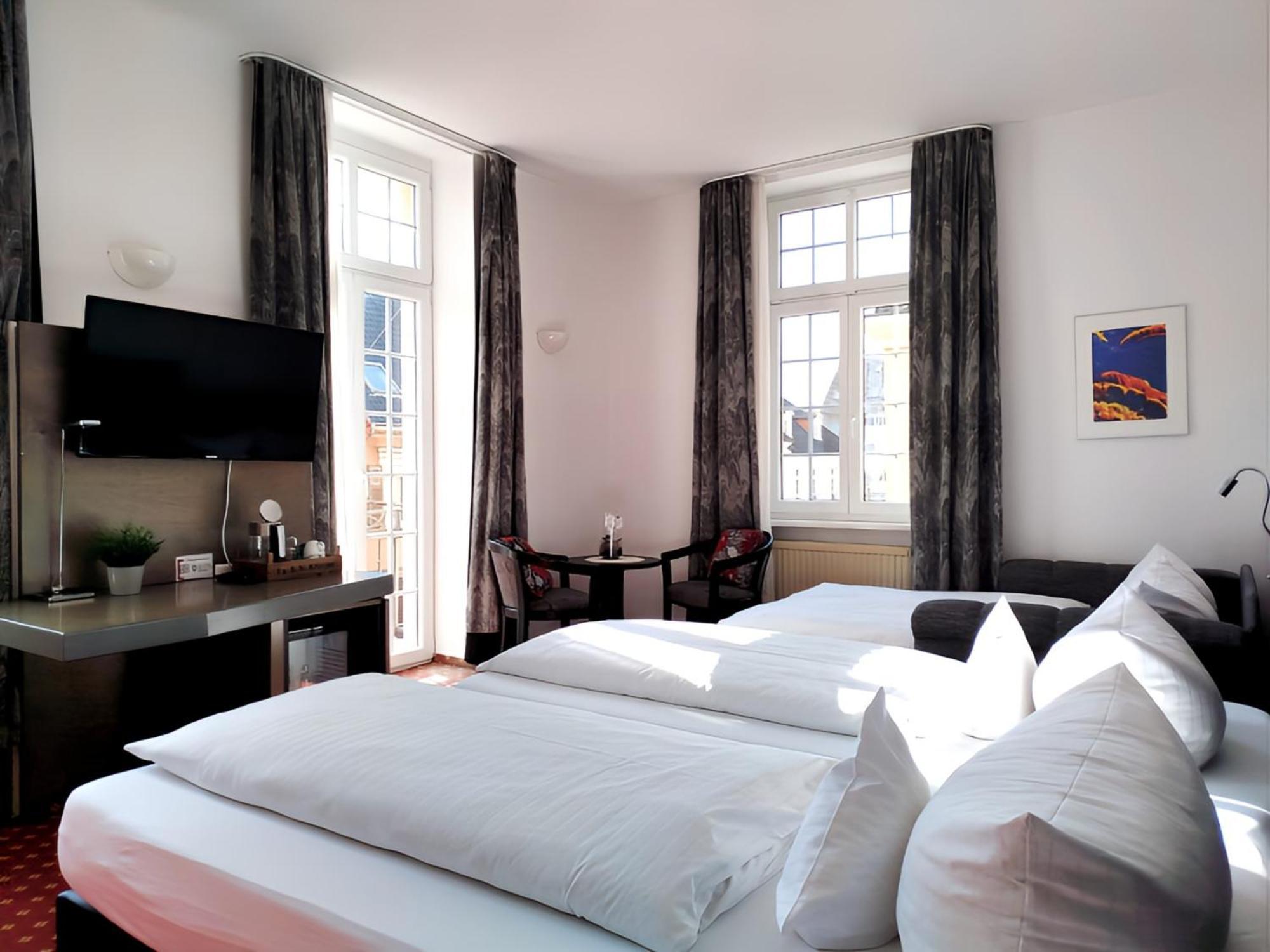 Hotel Schwert Rastatt Exterior photo